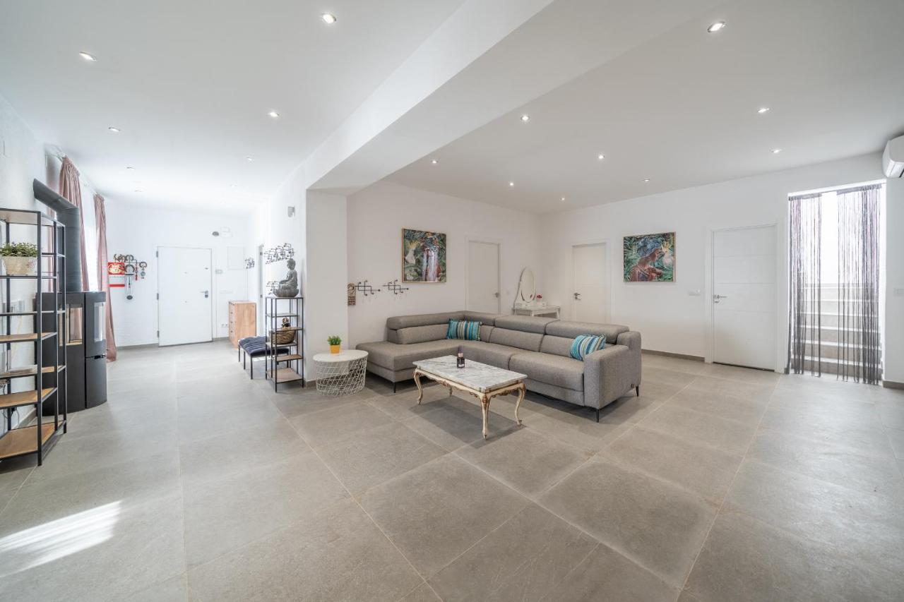 Villa Deborah L' Escala エクステリア 写真
